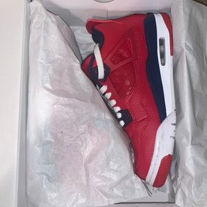 Jordan retro 4 (gym red/obsidian white)
